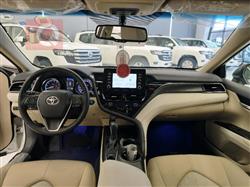 تۆیۆتا کامری